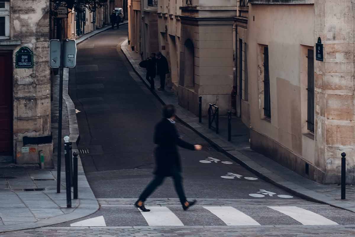 travel Paris streets