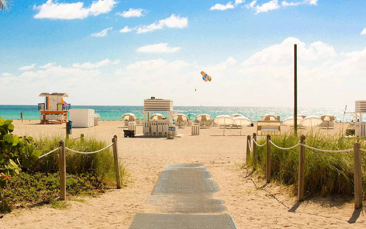 Summer is the best time to visit Miami - one can truly enjoy the beach ! 