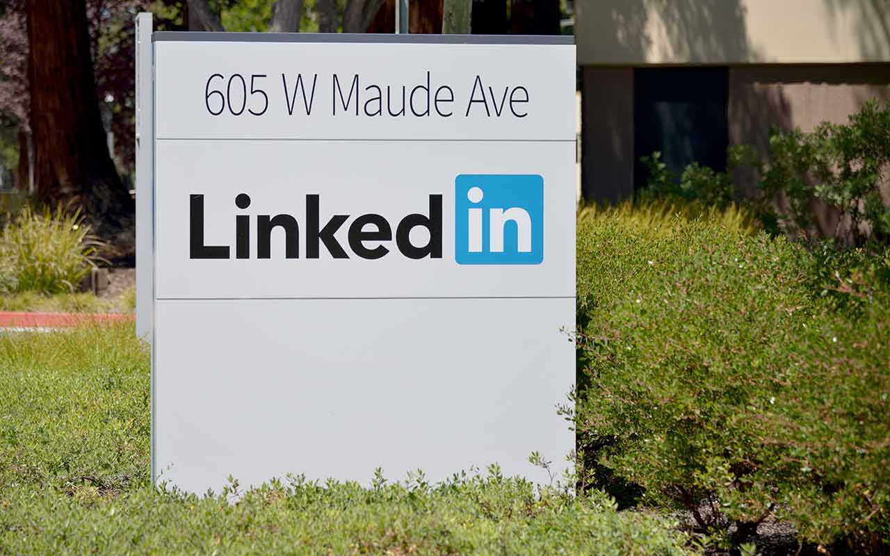 Linkedin headquarters is located at Mountain View, Silicon Valley, California