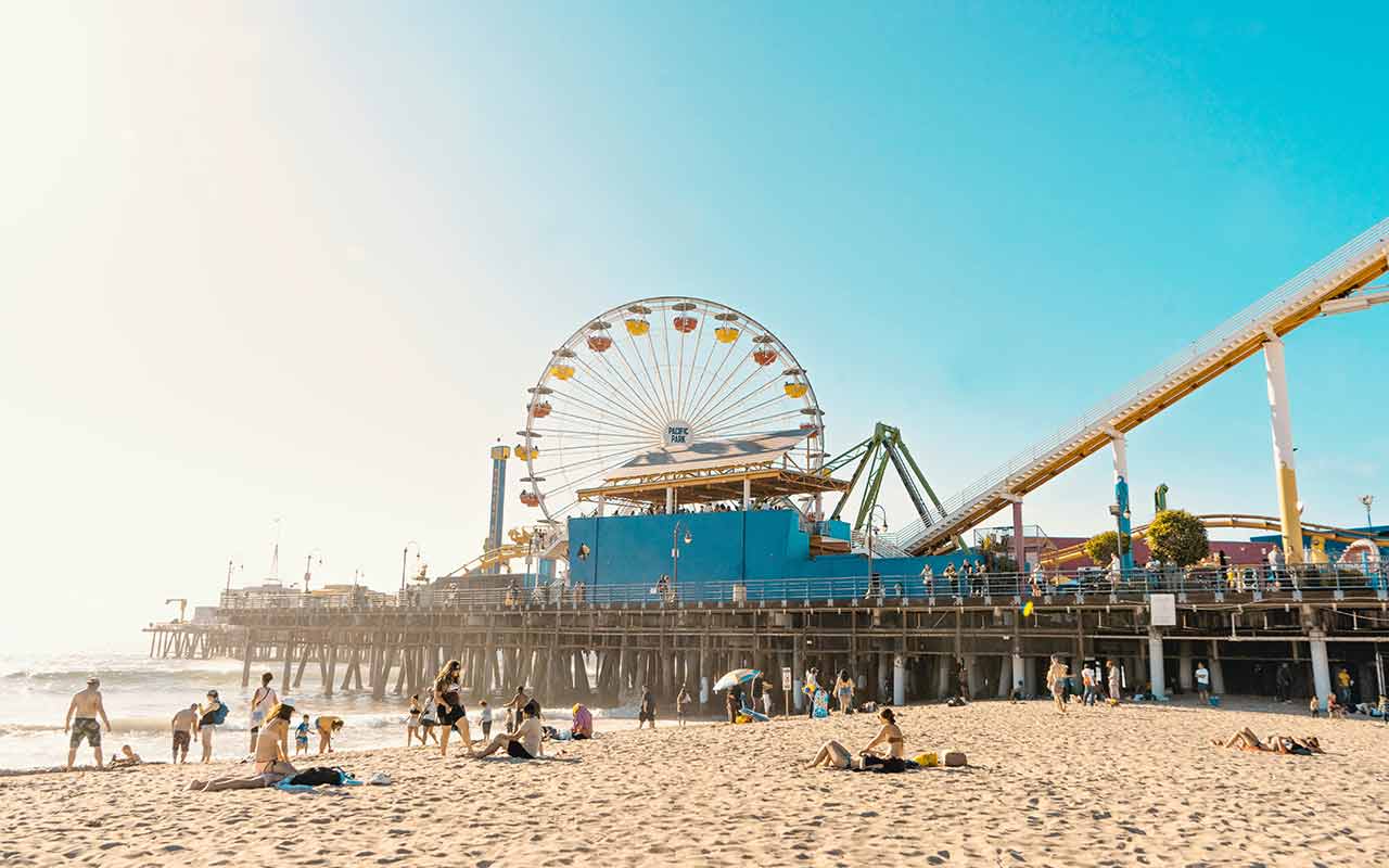 The famous Santa Monica pier in broad daylight