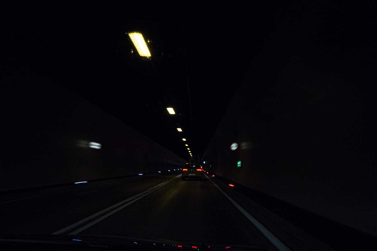 driving italy tunnel