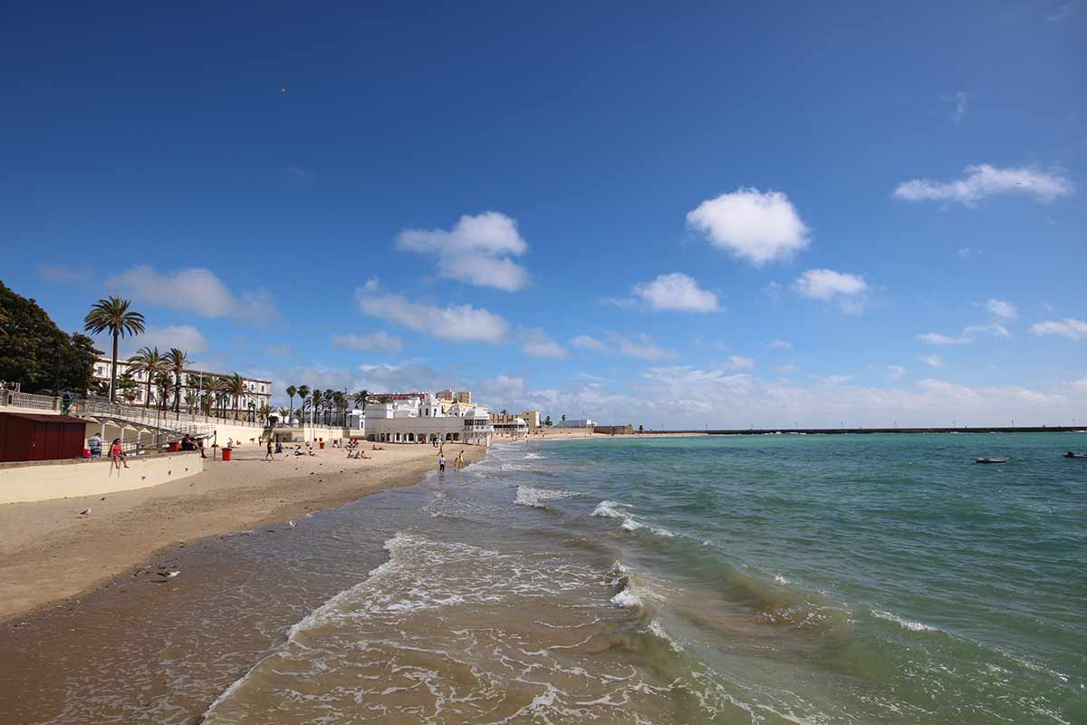 la caleta beach cadiz