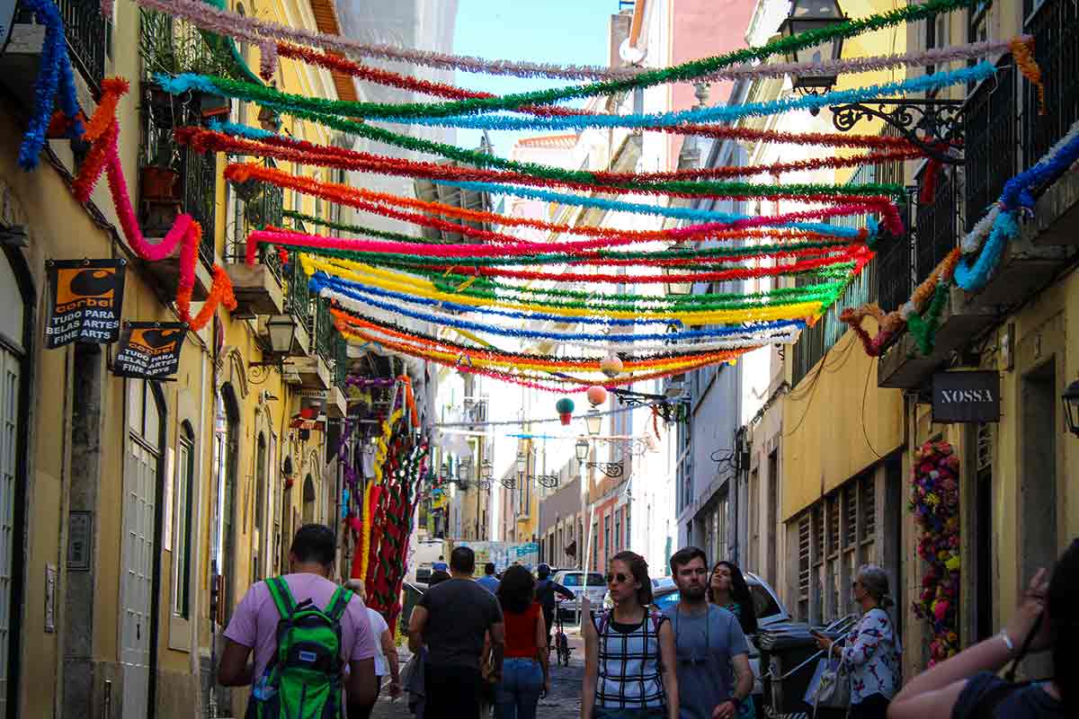 tourists in lisbon