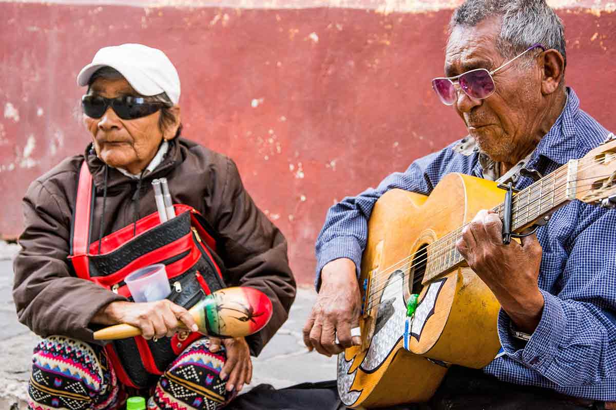 is san miguel de allende street music