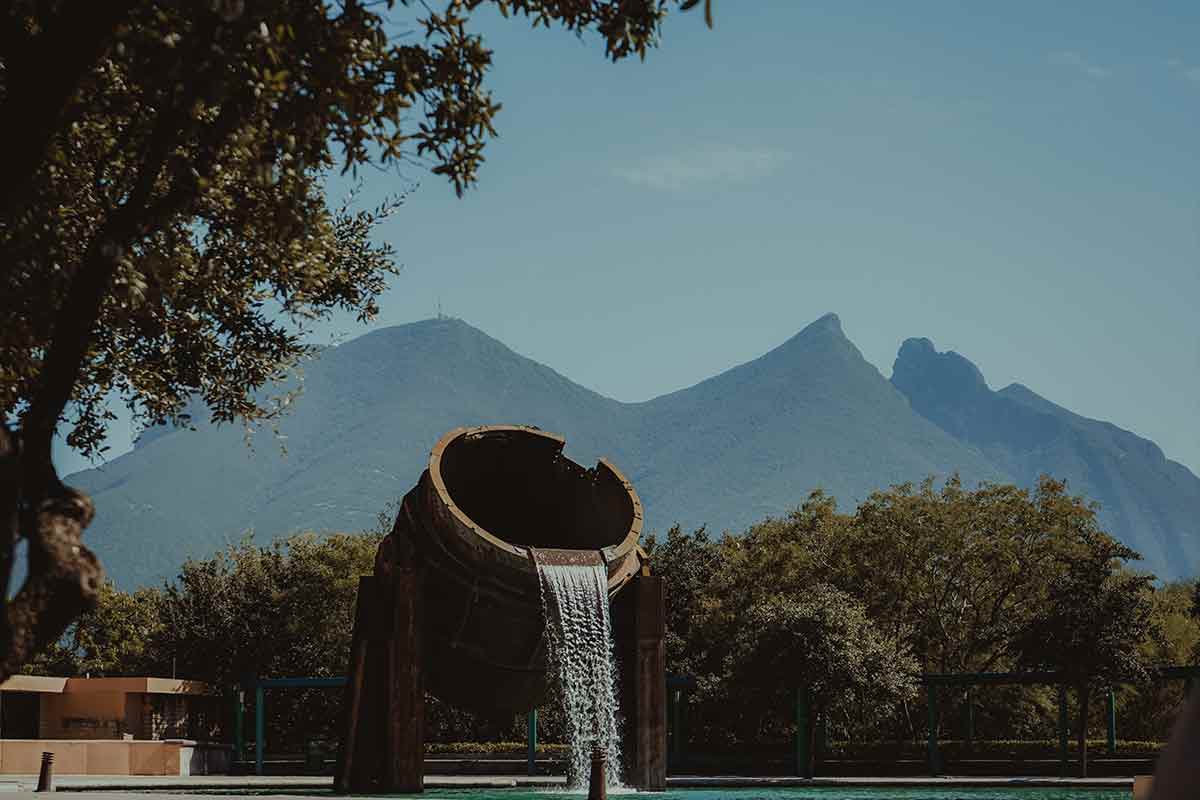 solo travel monterrey mexico