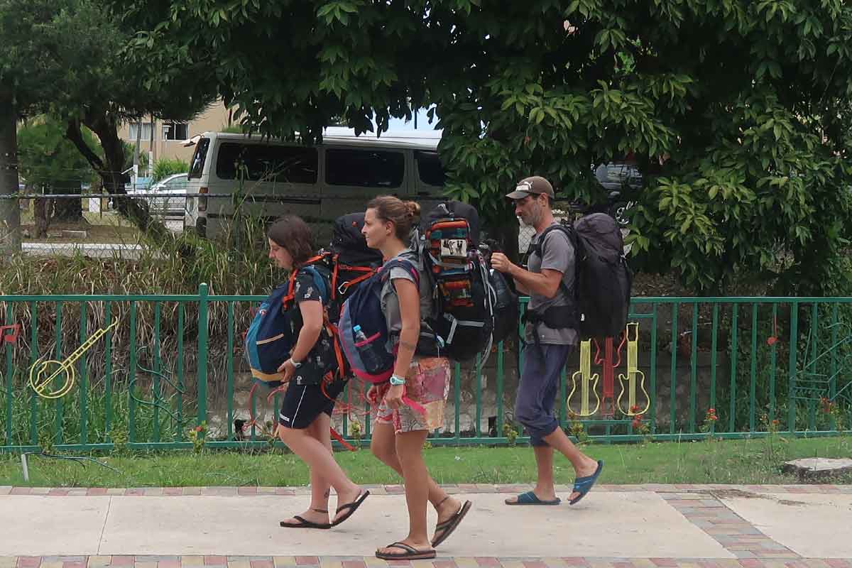 is jamaica safe for white tourists