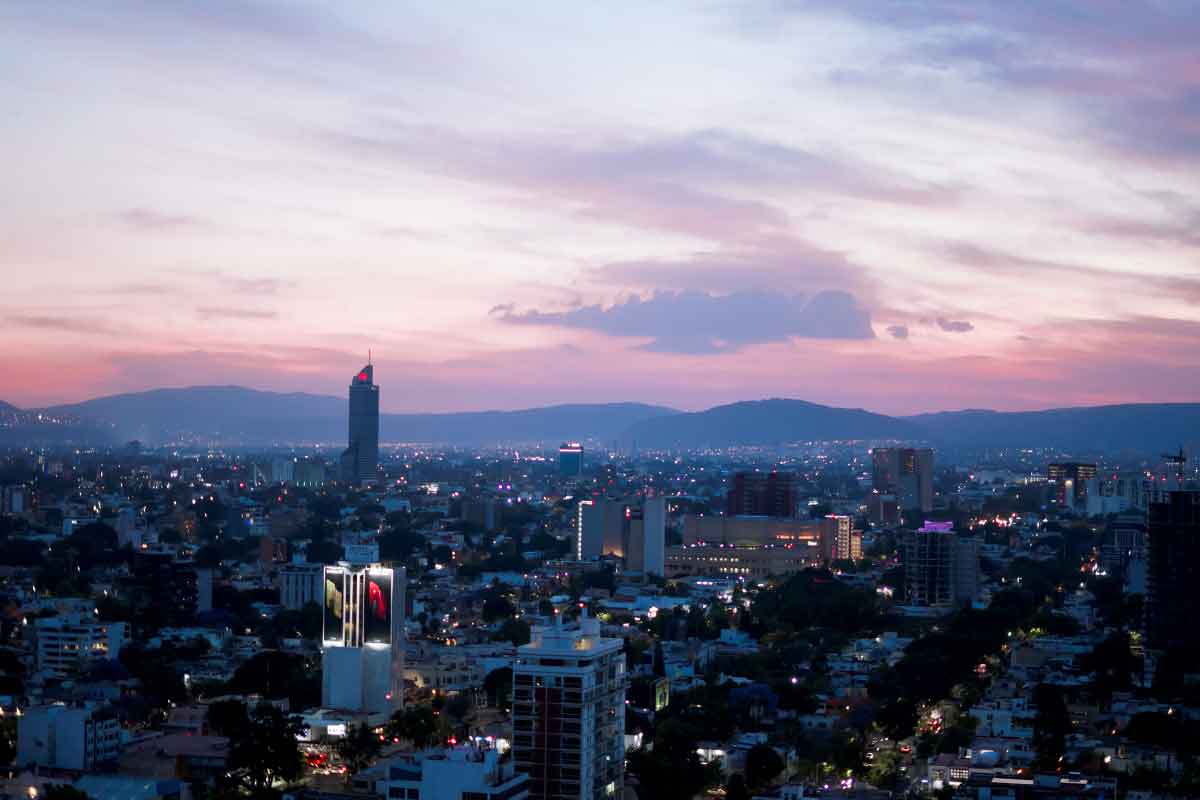 guadalajara safety night