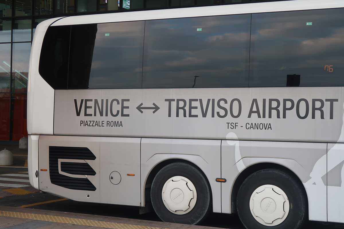 bus to venice from treviso airport