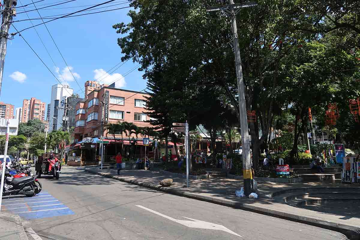 lleras park medellin