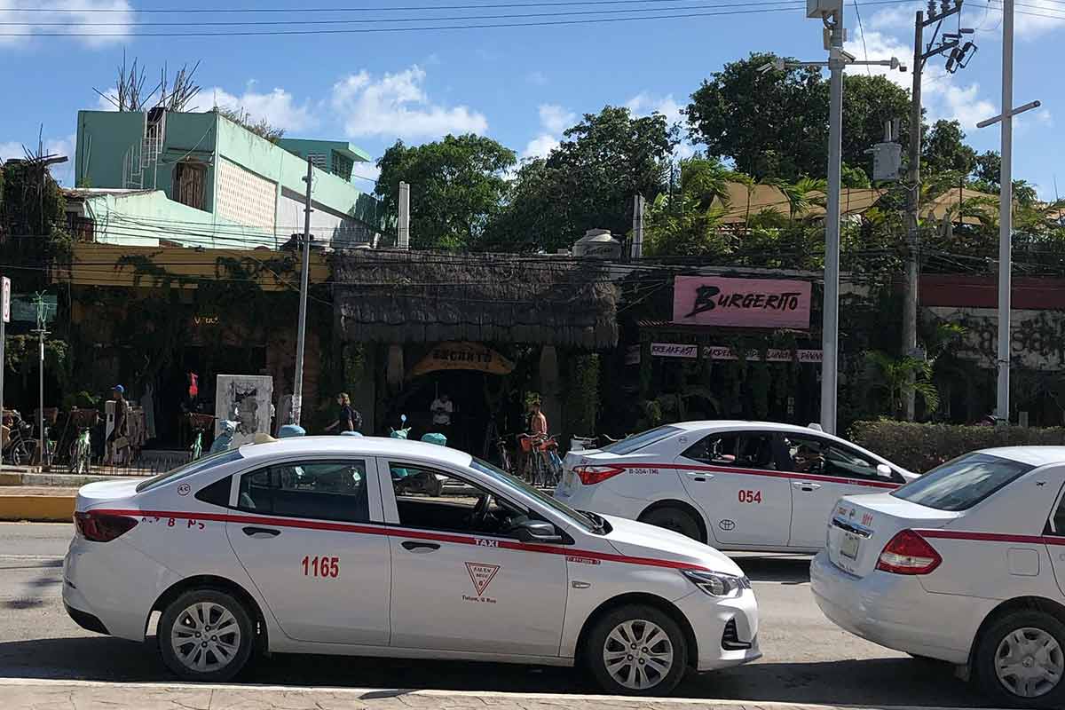 taxi in tulum